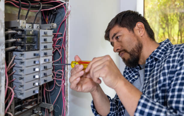 Best Licensed Electrician  in Washington, DC